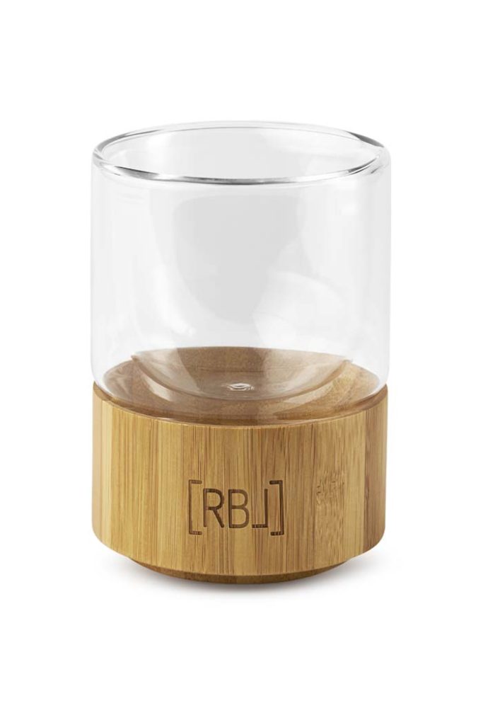 Rebel-Outdoor theeglas met bamboe en RBL logo